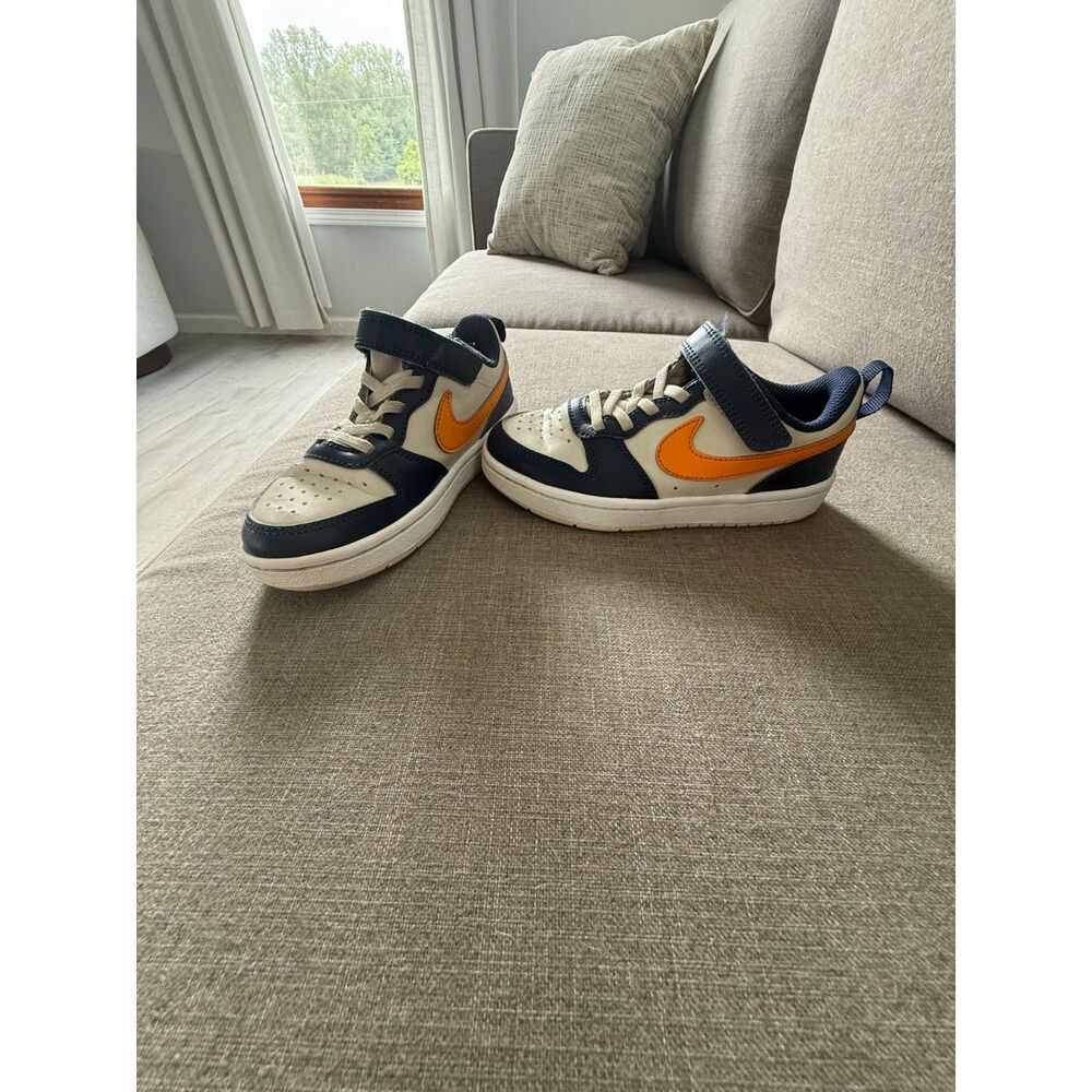 Nike 12 Court Borough Low recraft